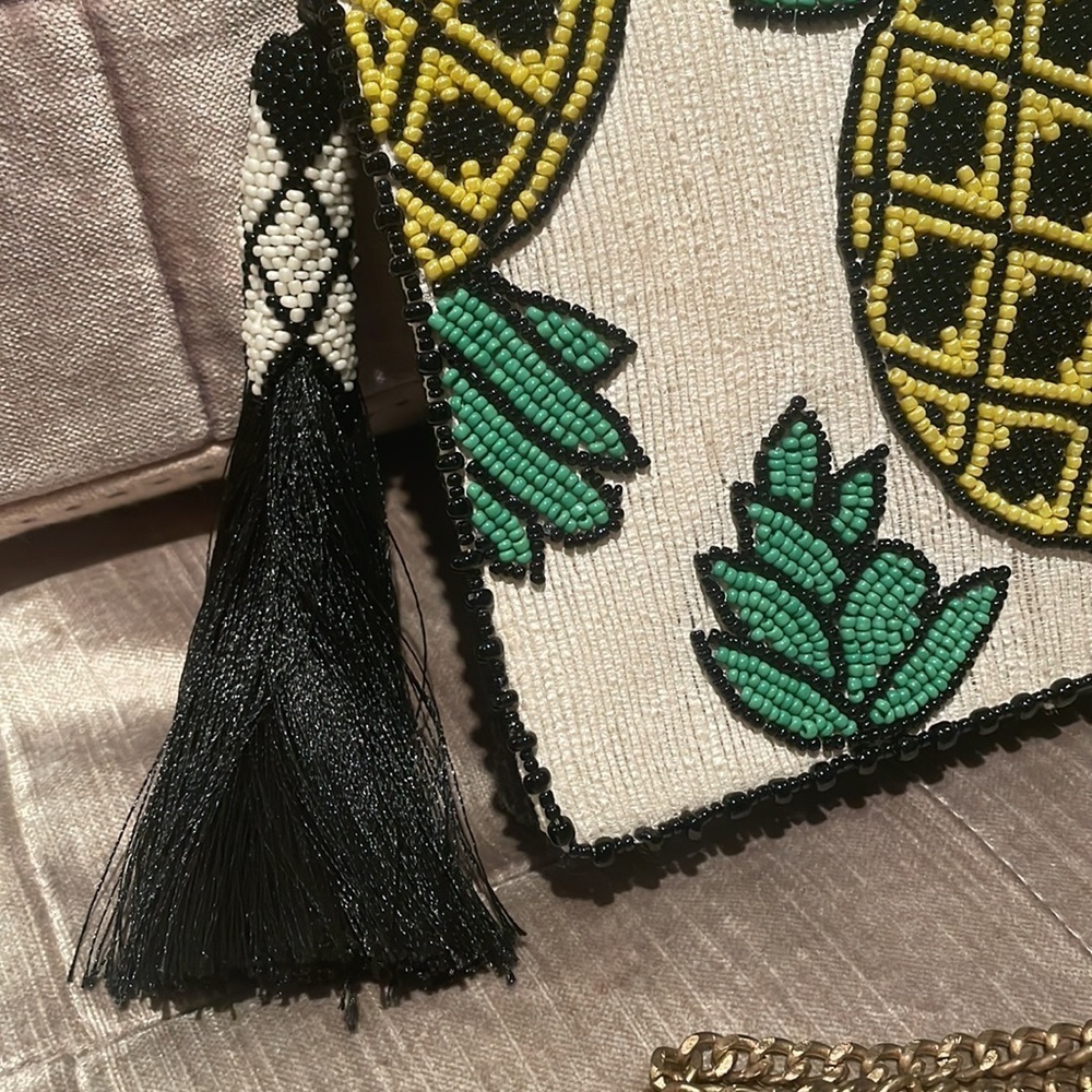 BAUBLEBAR Beaded Pineapple Crossbody Chain or Clutch Tassel Bag Purse - Picture 4 of 11